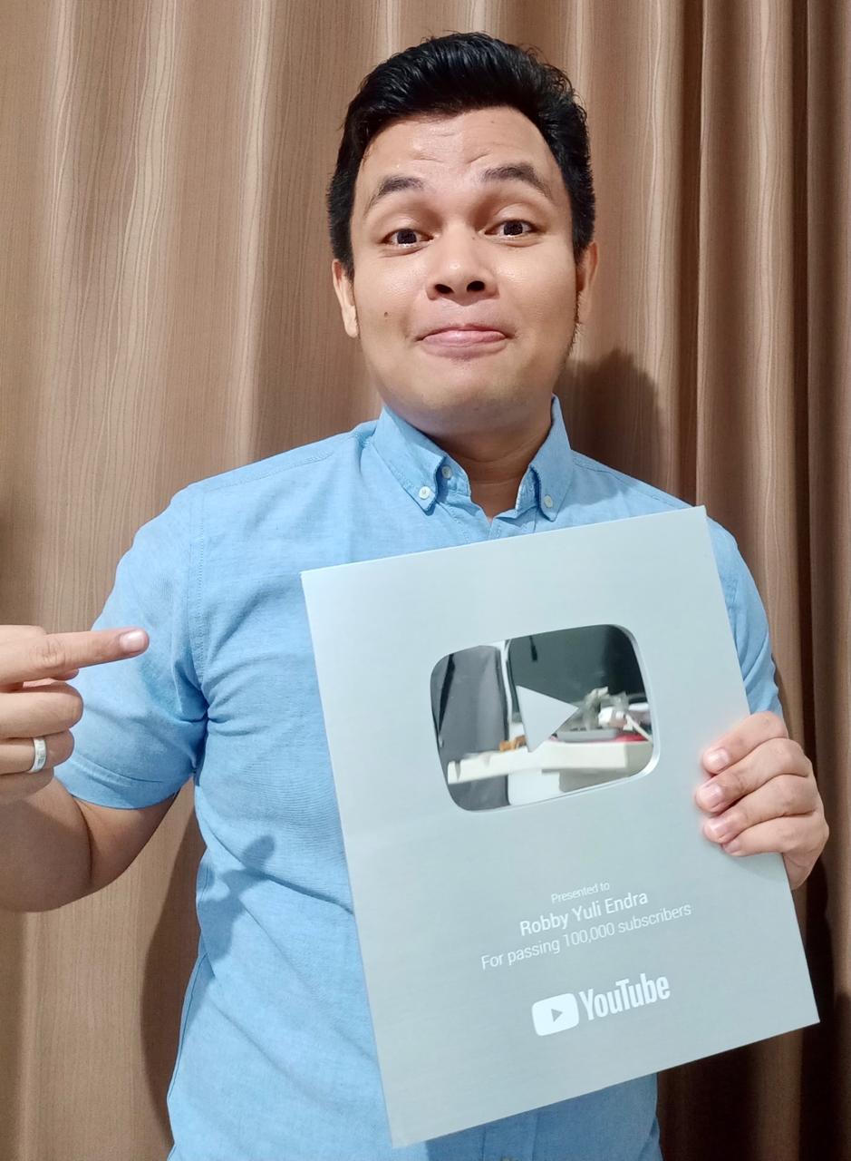Dosen UBL Raih Silver Play Button, Berbagi Ilmu dan Edukasi Melalui Youtube