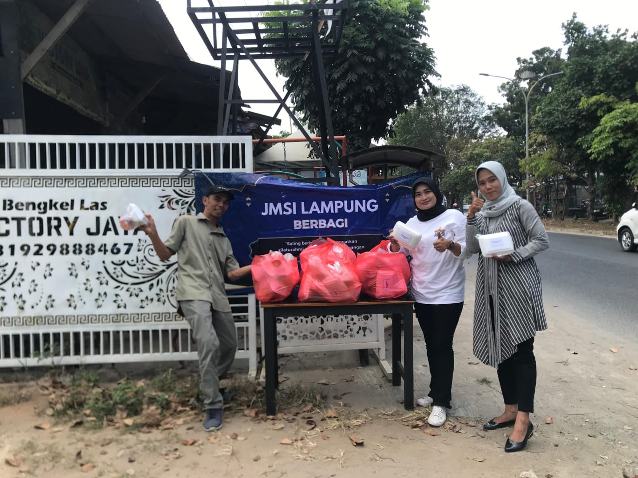 JMSI Lampung Kembali Tebar Kebaikan, Ratusan Nasi Kotak Dibagikan Setiap Jumat