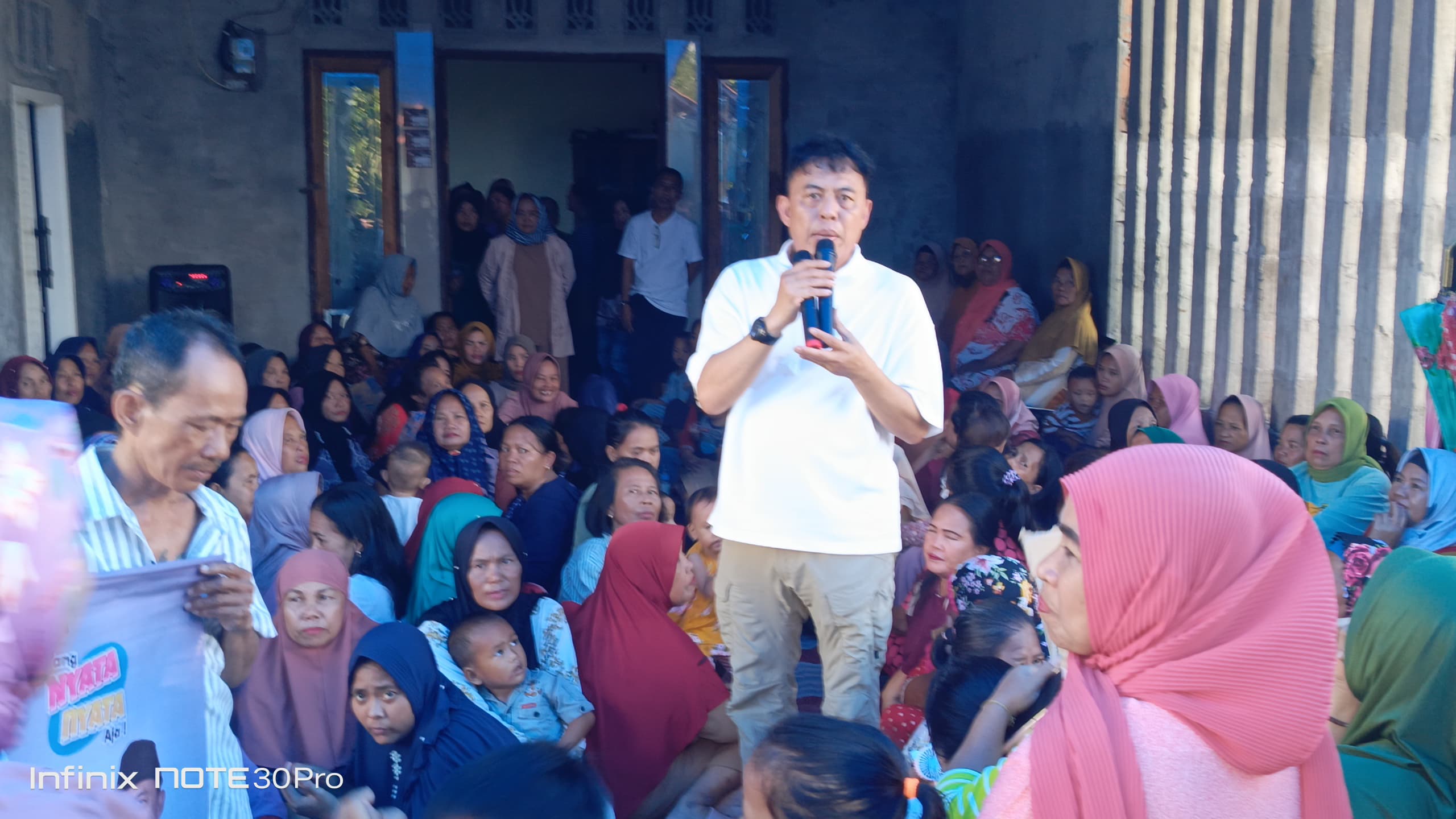 Hankam Hasan Sapa Warga Dua Kampung, Serap Aspirasi untuk Pilkada Tulang Bawang