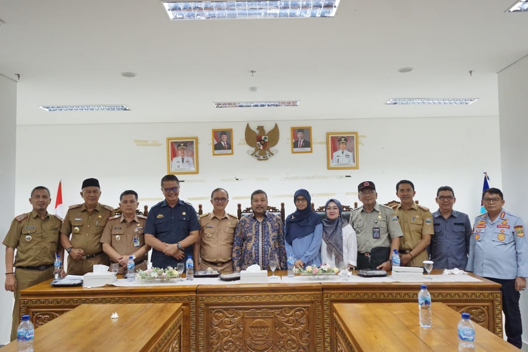 Bappenas Kunjungi Pesisir Barat, Dorong Pembangunan Berkelanjutan