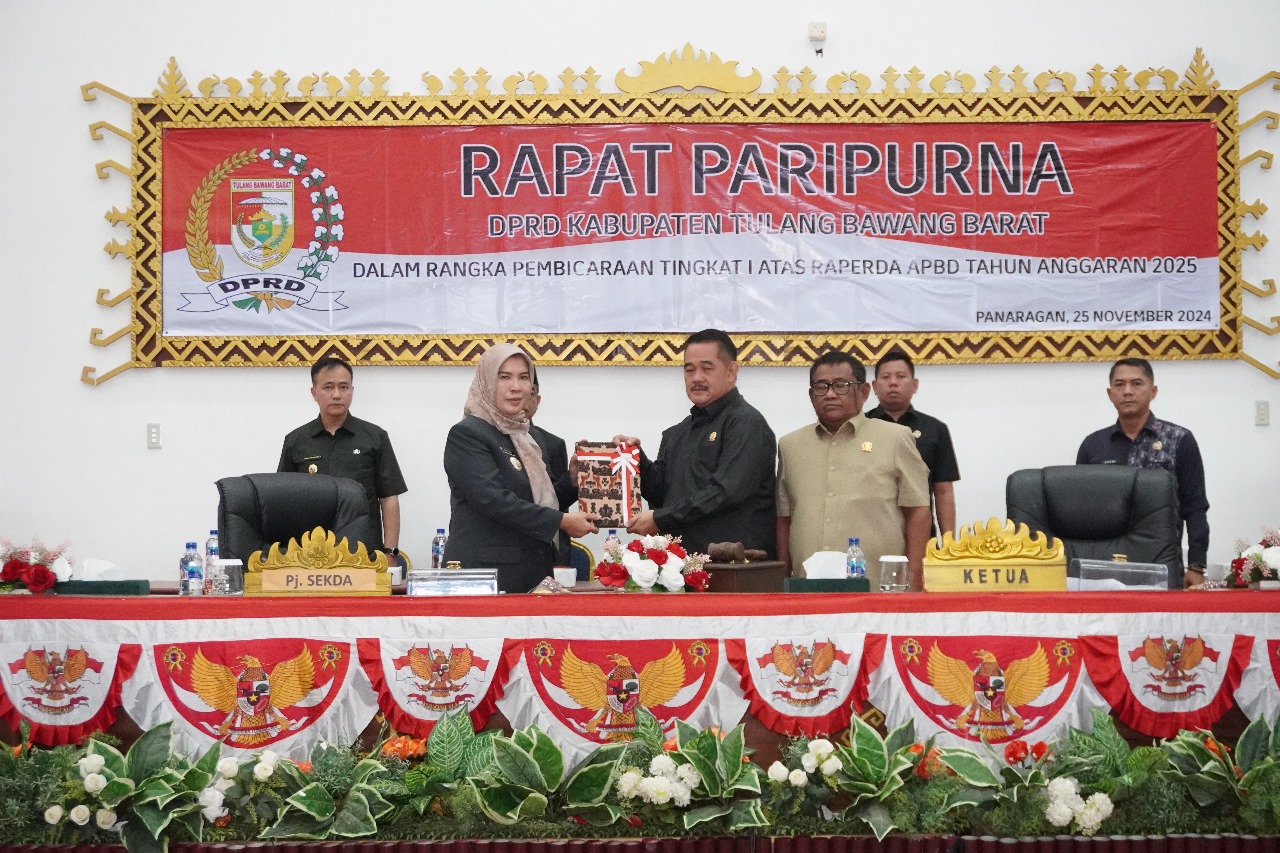DPRD Tubaba Bahas APBD 2025, Targetkan Pendapatan Rp976 Miliar
