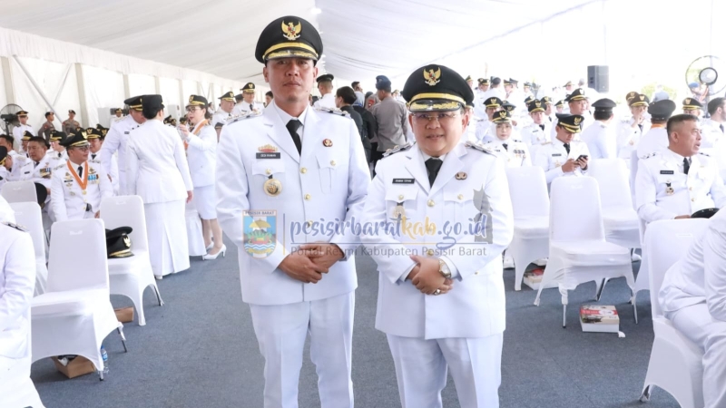 Dedi-Topani Resmi Pimpin Pesisir Barat 2025-2030
