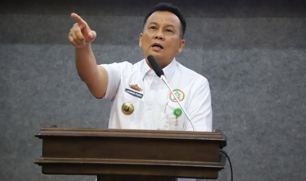 Pekerja RSUDAM Protes: Gaji Dipotong, Perekrutan Penuh Pungli