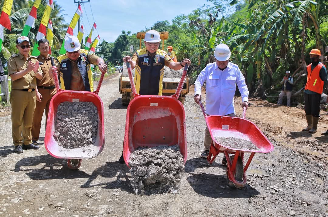 Gubernur Mirza Tancap Gas Benahi Jalan Tanggamus, Ekonomi Diprediksi Meroket