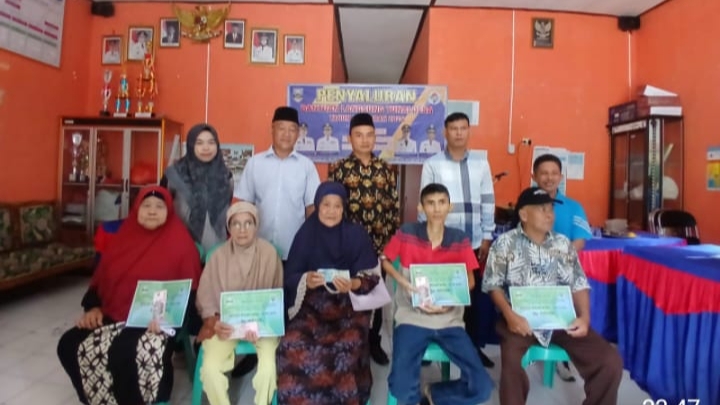 Peratin Way Suluh Salurkan BLT-DD Rp900 Ribu Per KPM