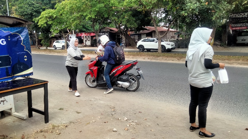 JMSI Lampung Tebar Kebaikan, Ratusan Nasi Kotak Dibagikan Setiap Jumat