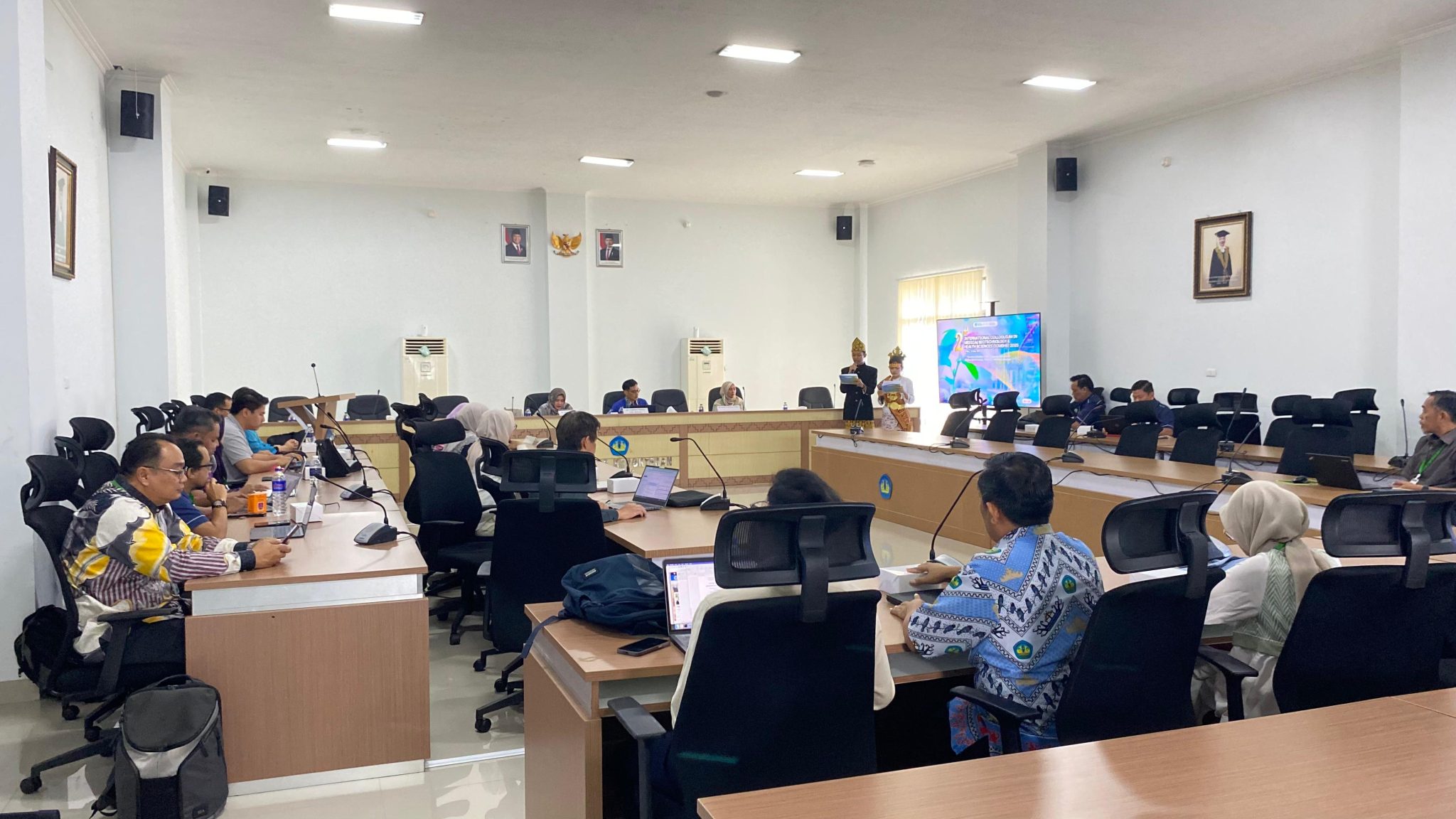 FK Akhiri ICMBHS 2025 dengan Penghargaan bagi Peserta Terbaik