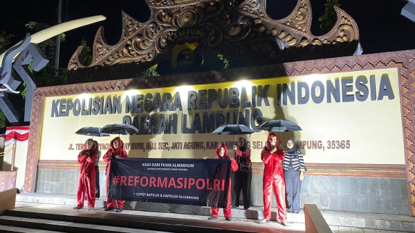 Protes Kematian Driver Ojol, Massa di Lampung Tuntut Copot Kapolri