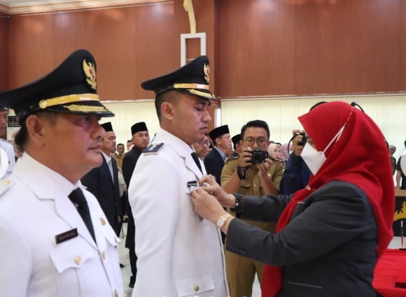 Walikota Eva Dwiana Lantik Pejabat di Lingkungan Pemda Kota Bandar Lampung