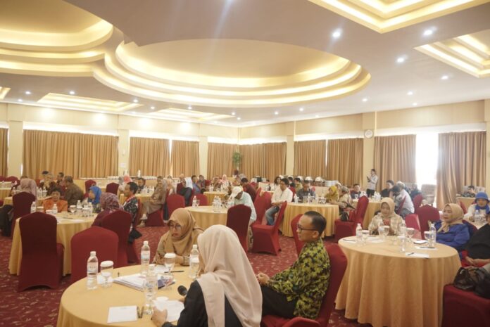 LPPM Gelar Seminar Ilmiah Nasional Kesehatan Serviks Dan Prostat