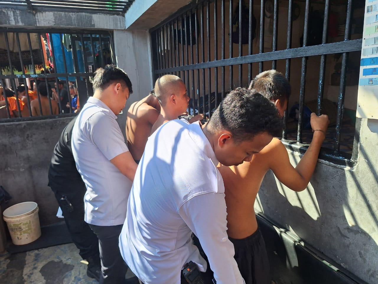 Antisipasi Gangguan Keamanan, Rutan Krui Gelar Razia Blok Hunian Warga Binaan