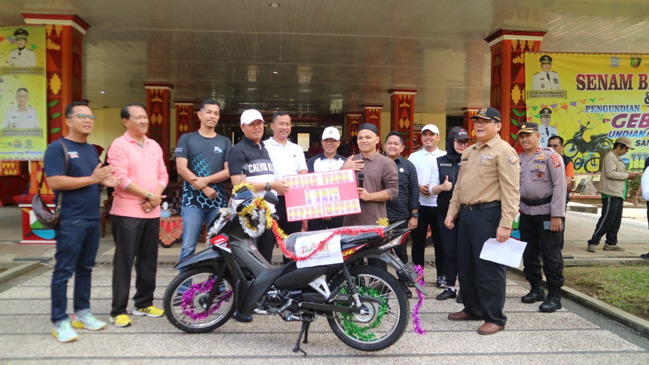 Samsat Liwa Gelar Gebyar Undian Berhadiah