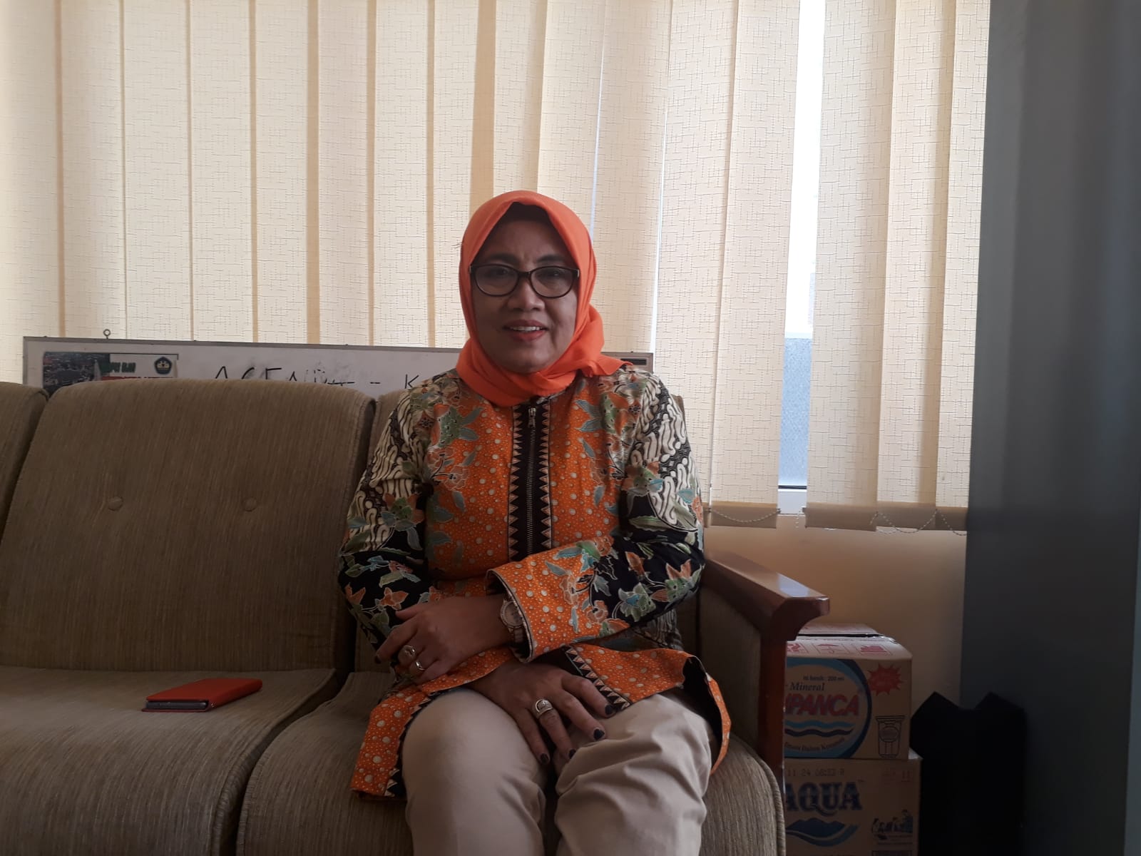 Kajur HI Fisip Unila Dr. Ari Darmastuti, M.A Raih Gelar Profesor