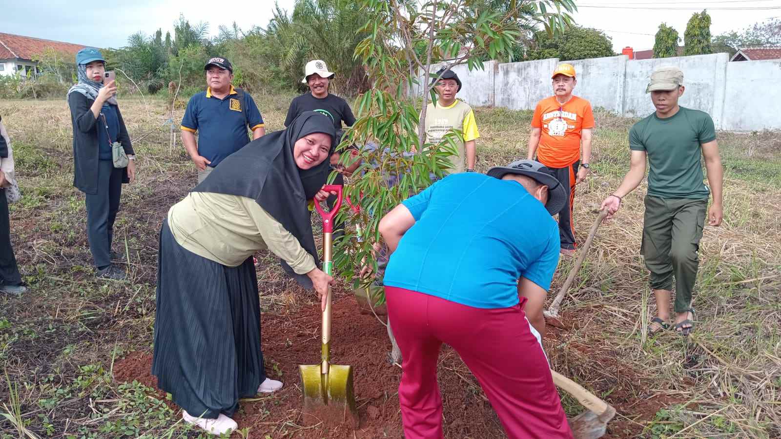 KAGAMAHUT LAMPUNG SEMARAKAN TANAM POHON SE-INDONESIA