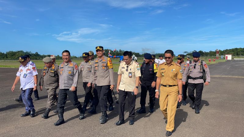 Kunker di Polres Pesibar, Wakapolda Lampung Apresiasi Kinerja Personel Pesibar