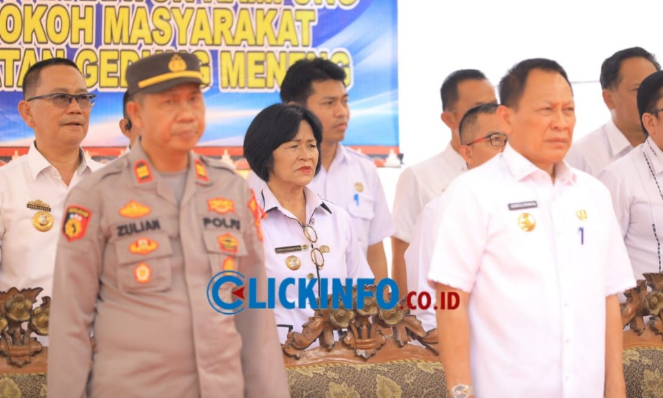 Pj. Bupati Tuba Qudratul Ikhwan Kunker dan Mengajar di Kecamatan Gedung Meneng