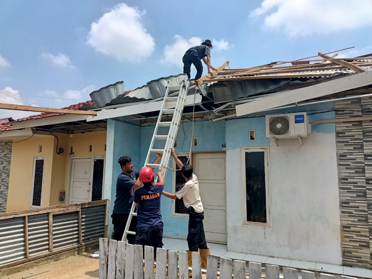 Angin Puting Beliung Landa Natar Lampung Selatan, Puluhan Rumah Rusak