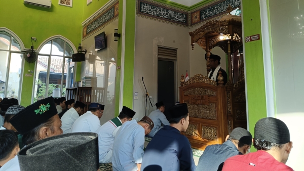 DKM Masjid Al Iman Gedong Meneng Rajabasa Bandar Lampung Gelar Halal Bihalal Bersama Jamaah