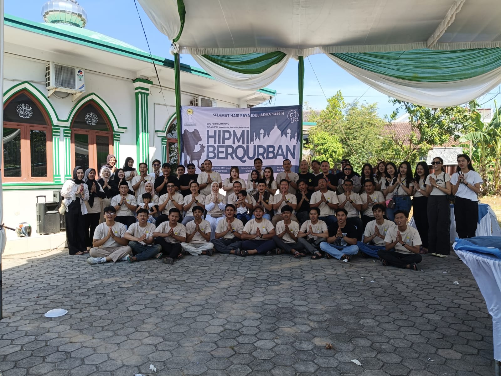 Amal Jariyah BPD HIPMI Lampung, Potong Hewan Kurban di Masjid Al-Anhaar Sukarame