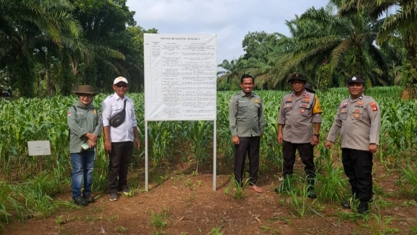 Bhabinkamtibmas Sosialisasikan P2B di SMK PP Sembawa