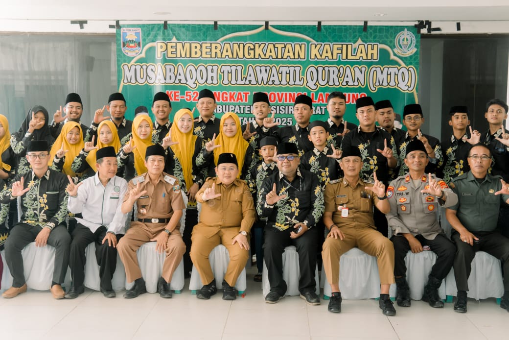 Wakil Bupati Irawan Topani Lepas Pemberangkatan Kafilah MTQ Tingkat Provinsi Lampung