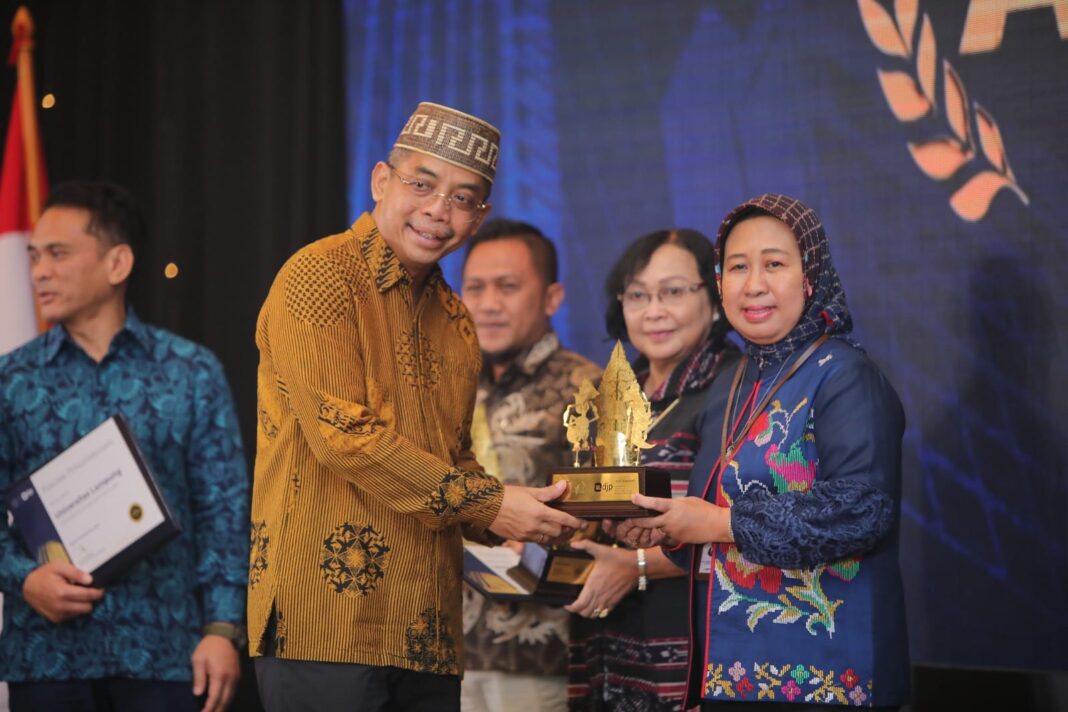 Universitas Lampung Raih Penghargaan Tax Center Terbaik dari DJP
