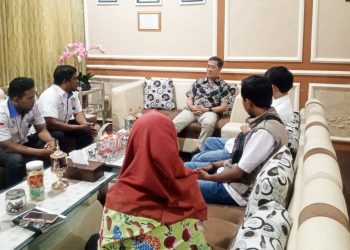 Sinergi Dinkes Probolinggo dan Jamkeswatch Bantu Pasien Tak Mampu Operasi Buka Pen