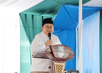 Wakil Bupati Irawan Topani Buka Pengajian Akbar BKMT Pesisir Barat 2025