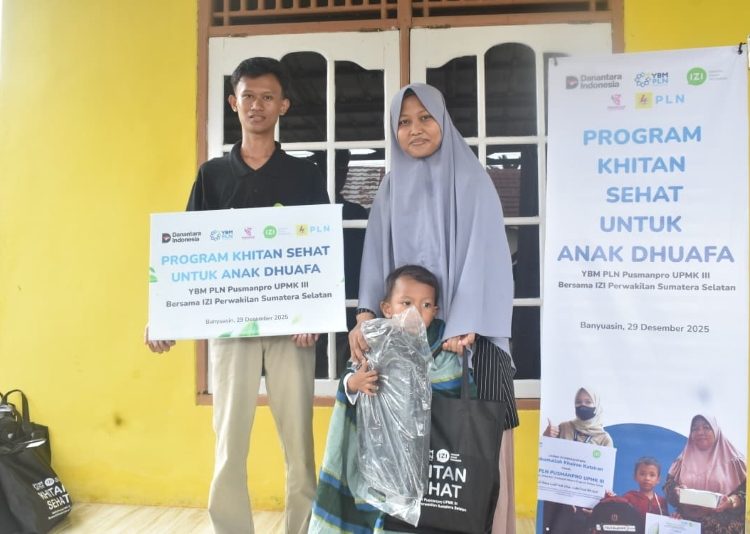 YBM PLN Pusmanpro dan IZI Sumsel Salurkan Dana Zakat Karyawan Lewat Khitan Sehat