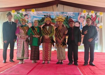 Apresiasi Kreatif Siswa, SMAN 13 Palembang Beri Penghargaan untuk Guru Inspiratif