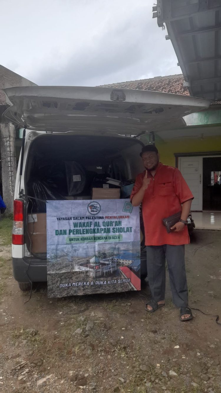 Jaga Akidah Korban Banjir Aceh, SPI Lampung Salurkan Ratusan Al-Qur’an dan Alat Salat