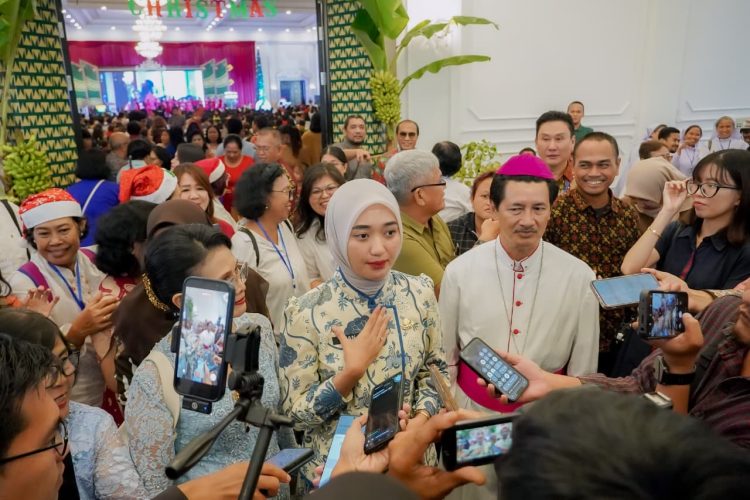 Hadiri Natal Oikumene di Graha Wangsa, Wagub Lampung Serukan Tobat Ekologis Jaga Alam