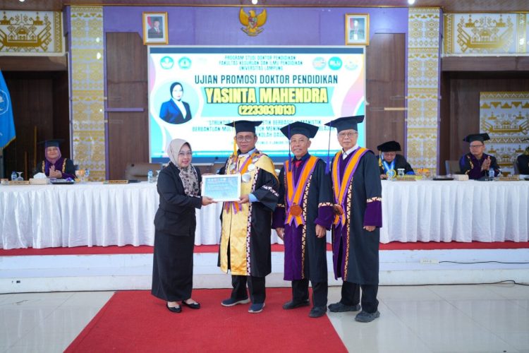 FKIP Unila Gelar Ujian Terbuka Promosi Doktor Yasinta Mahendra