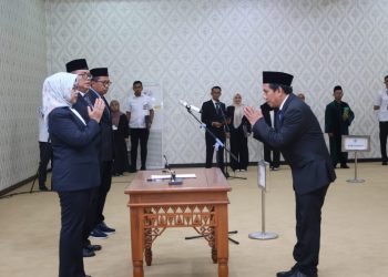 Rektor Unila Resmi Melantik Wakil Dekan Fakultas Teknik Masa Jabatan 2026–2030