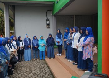 Pererat Silaturahmi, DWP Unila Gelar Pelepasan Peserta Gathering