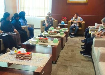 Bupati Qudrotul Ikhwan dan BI Lampung Bahas Kemandirian Ekonomi Pondok Pesantren