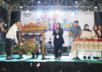 Bupati Egi Resmikan Festival Kuliner Festforia di Tanjung Bintang