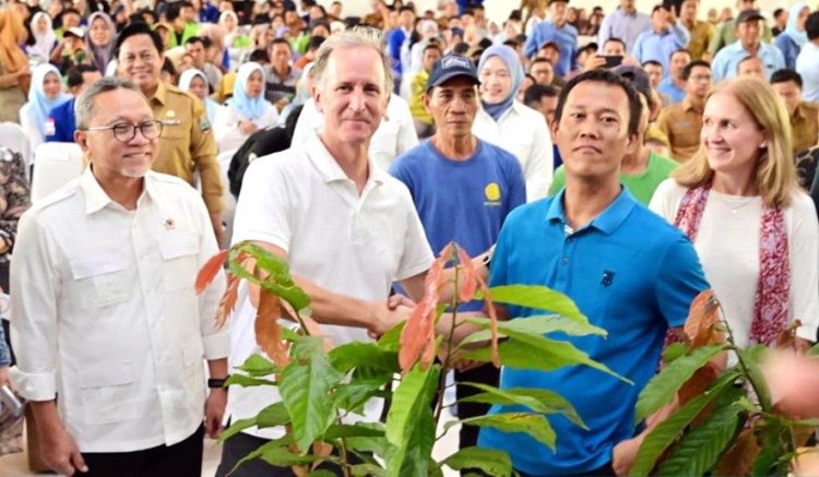 Lampung Selatan Dapat 7.000 Bibit Kopi-Kakao untuk Ketahanan Pangan