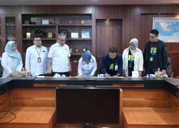 Perkuat Sinergi, BSI Serahkan Mobil Operasional ke Unila