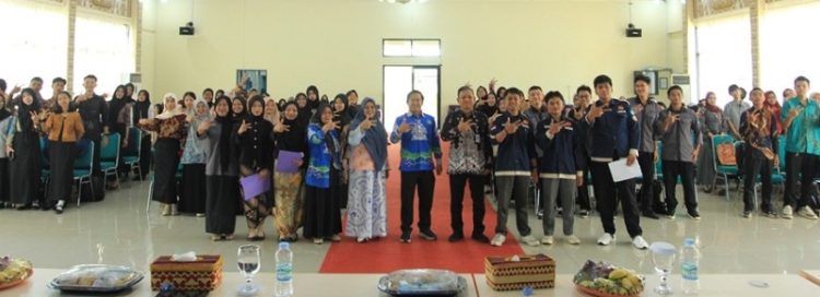 Cetak Calon Pendidik Berkarakter, FKIP Unila Gelar Diklat Kepemimpinan Kesiswaan