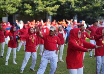 Rayakan HUT ke-60, Unila Ajak Pensiunan Hidup Sehat Lewat Senam BEP