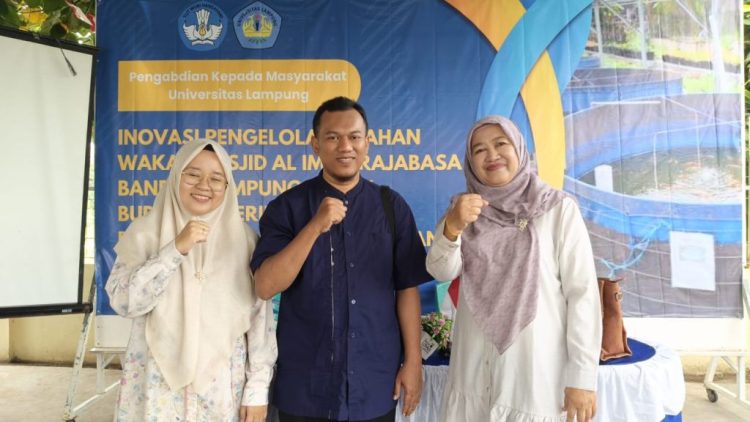Dosen Unila Kembangkan Budidaya Ikan Produktif di Masjid Al Iman Gedong Meneng Rajabasa Bandarlampung