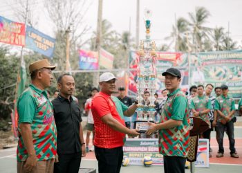 Bupati Pesisir Barat Buka Bupati Cup 2026, 32 Tim Voli Ramaikan Turnamen Semi Open