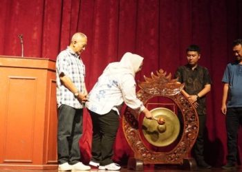 Angkat Nilai Budaya dan Sejarah, Mahasiswa PGSD STKIP PGRI Lampung Gelar Drama Kolosal
