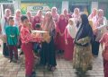 Peringati Isra Mi’raj, SDN Tamansari II Dringu Salurkan Bantuan ke Panti Asuhan Hidayatul Islam
