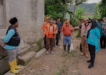 Eva Dwiana Temukan Penyebab Banjir: Perusahaan Tutup Aliran Sungai