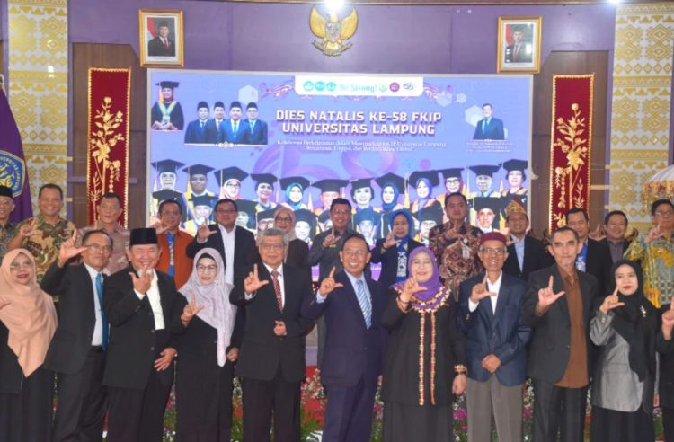 Yanuar Irawan Hadiri Gelar Wicara Guru Besar FKIP Unila, Tegaskan Komitmen DPRD Dukung Pendidikan