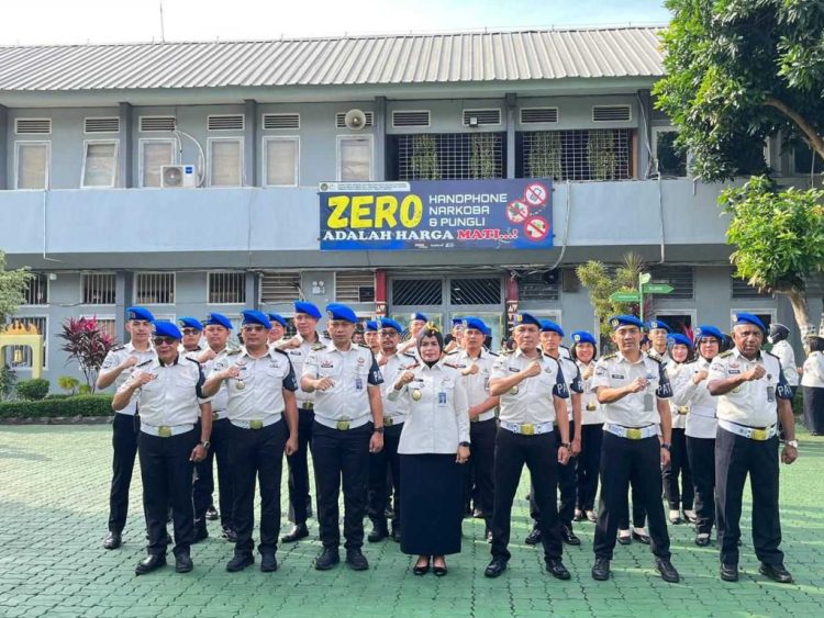 Kenakan Baret Biru, Tim Satopspatnal Lapas Kelas I Bandar Lampung Resmi Bertugas