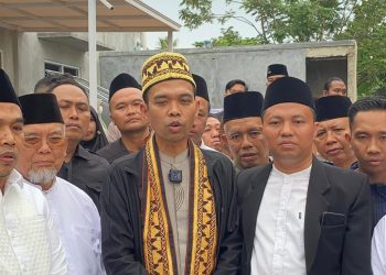 Safari Dakwah di Lampung, UAS Dorong Percepatan Pembangunan Masjid IKPM Gontor