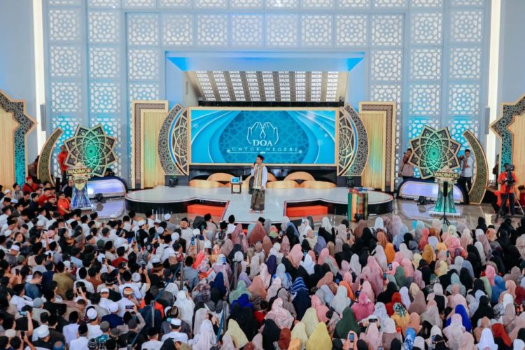 Hadiri Doa Untuk Negeri Bersama UAS, Gubernur Lampung Mirza Djausal Puji Inovasi 18 Tahun tvOne